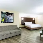 Days Inn By Wyndham Fallsview