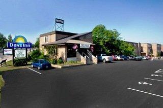 Days By Wyndham Fallsview Hotel Niagara Falls