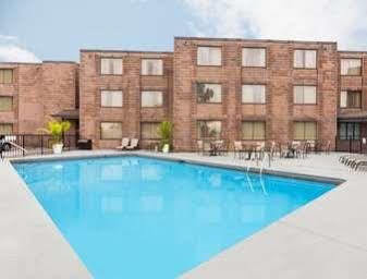 Days By Wyndham Fallsview Hotel 3*